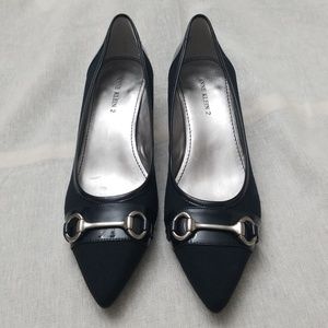 Anne Klein 2 Black Doling Pointed Heels - Size 6.5